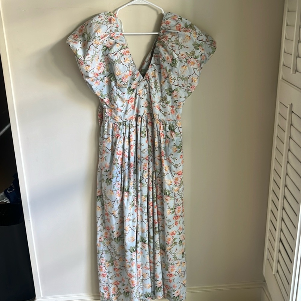 Floral puff sleeve Crown & Ivy (designed by Society Social) maxi dress